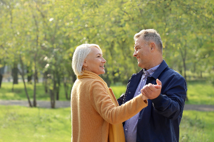 红领巾的怎么系？：详细步骤与技巧教你轻松系好红领巾